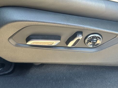 Used 2025 Acura MDX w/ Advance Package image 56