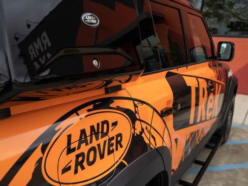 Used 2023 Land Rover Defender 110 S image 76