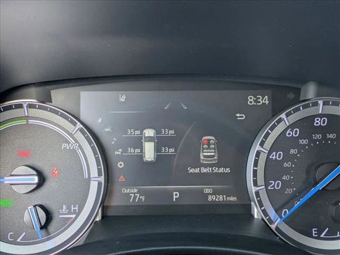Used 2022 Toyota Highlander XLE FWD image 9