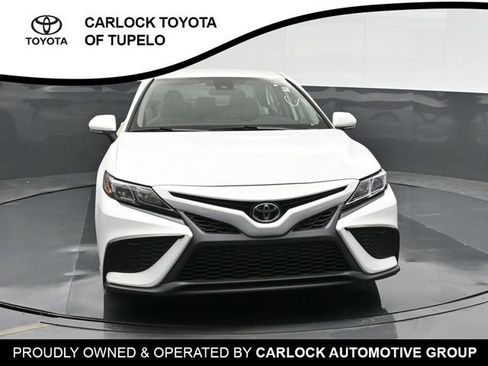 Used 2023 Toyota Camry SE image 6