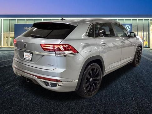 Used 2021 Volkswagen Atlas Cross Sport SEL R-Line AWD/4WD image 27