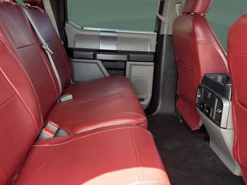 Used 2018 Ford F150 XLT w/ Equipment Group 302A Luxury AWD/4WD image 22