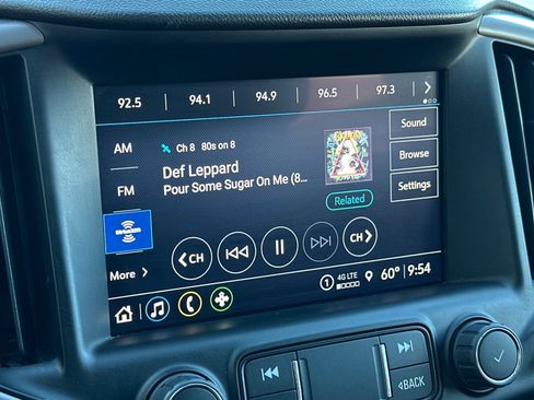 Used 2023 GMC Terrain AT4 image 18