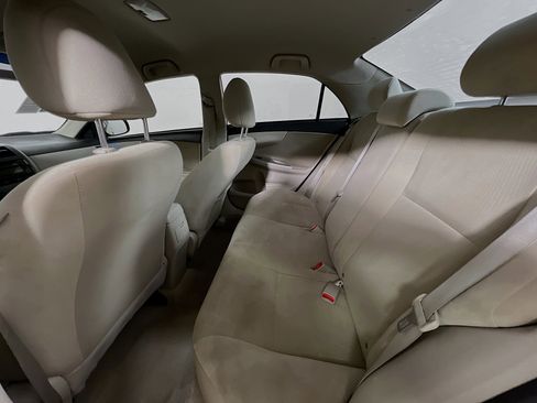 Used 2012 Toyota Corolla LE image 27