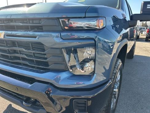 New 2026 Chevrolet Silverado 2500 Custom w/ Custom Value Package AWD/4WD image 9