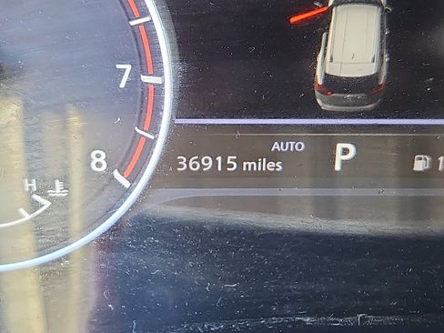 Used 2024 Nissan Rogue S image 6