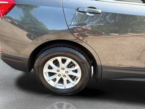 Used 2019 Chevrolet Equinox LT AWD/4WD image 36