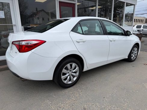 Used 2016 Toyota Corolla LE image 33