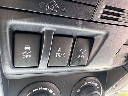 Certified 2023 Toyota 4Runner TRD Off-Road Premium AWD/4WD image 34