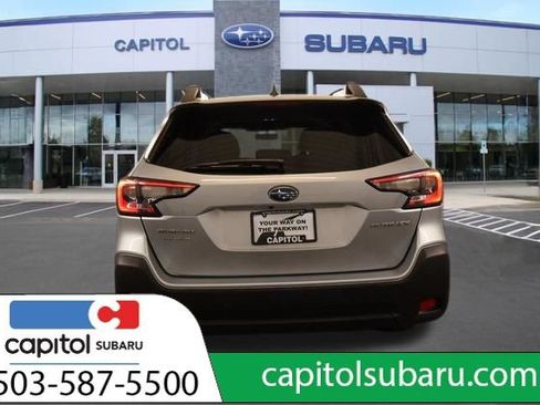 Used 2024 Subaru Outback Premium AWD/4WD image 5