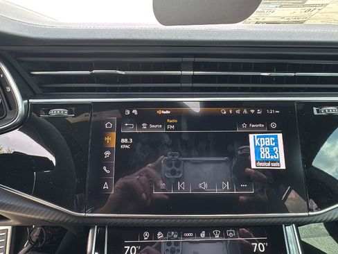 New 2026 Audi RS Q8 performance image 18