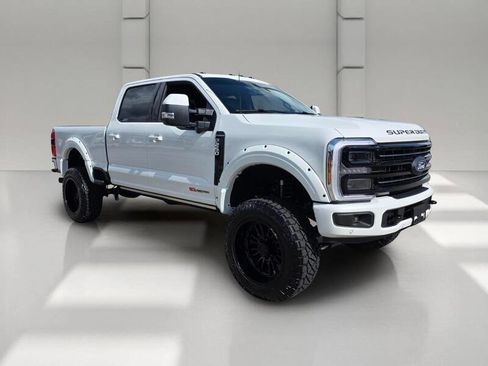 Used 2026 Ford F250 Platinum AWD/4WD image 7