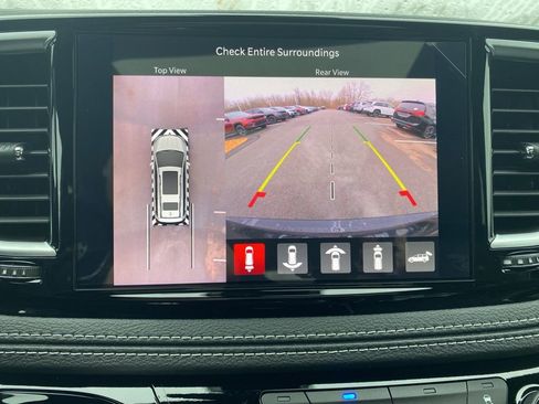 New 2026 Chrysler Pacifica Limited w/ S Appearance Package AWD/4WD image 43