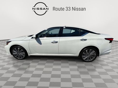 Used 2025 Nissan Altima 2.5 SL image 5