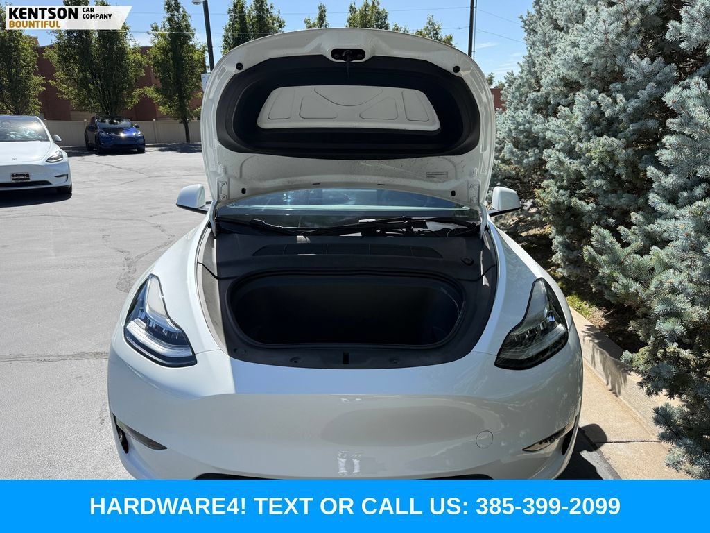 Used 2023 Tesla Model Y Long Range AWD/4WD image 33