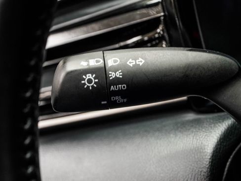 Used 2025 Toyota Camry XSE FWD image 32