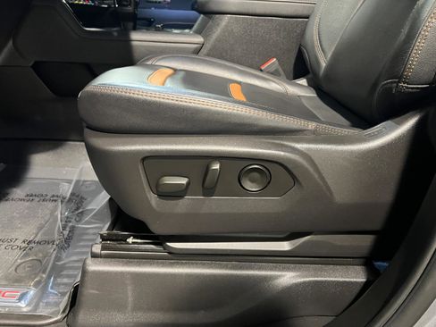 Used 2023 GMC Sierra 1500 AT4 w/ AT4 Premium Package image 25