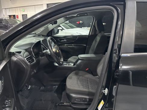 Used 2022 Chevrolet Equinox LT image 11