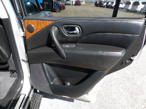 Used 2019 INFINITI QX80 Luxe AWD/4WD image 15