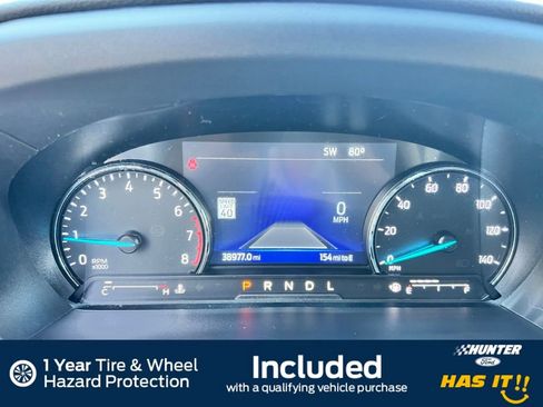 Used 2022 Ford Explorer XLT w/ Equipment Group 202A image 10