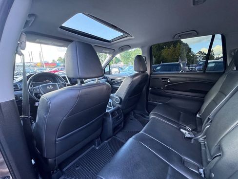 Used 2017 Honda Pilot EX-L image 9