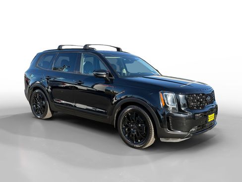 Used 2021 Kia Telluride SX w/ SX Prestige Package image 7