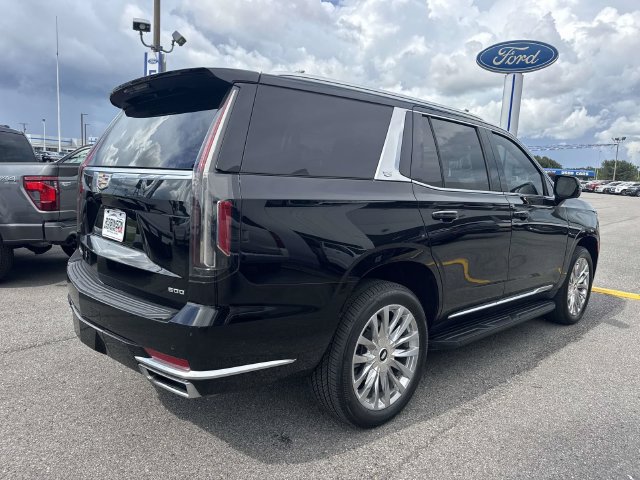 Used 2023 Cadillac Escalade Premium Luxury w/ Performance Package AWD/4WD image 5