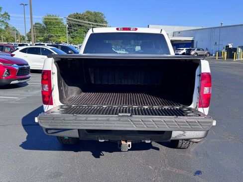 Used 2009 Chevrolet Silverado 1500 LT w/ Power Pack Plus AWD/4WD image 36