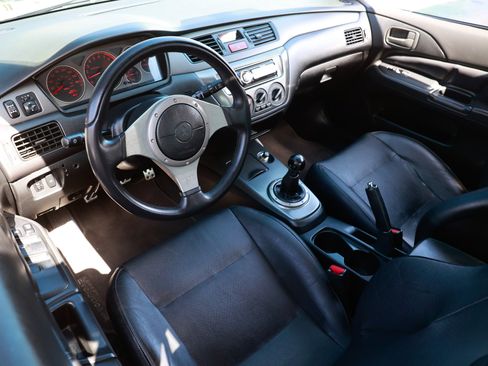 Used 2005 Mitsubishi Lancer Evolution MR image 6