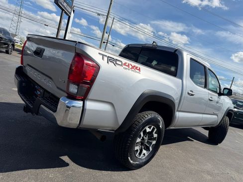 Used 2019 Toyota Tacoma TRD Off-Road image 51