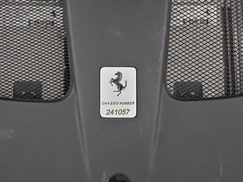 Used 2019 Ferrari 812 Superfast RWD image 17