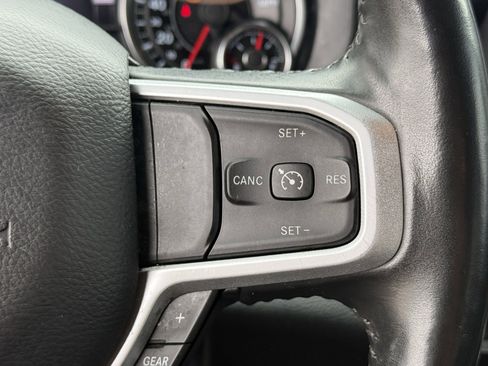 Used 2020 RAM 1500 Lone Star RWD image 17
