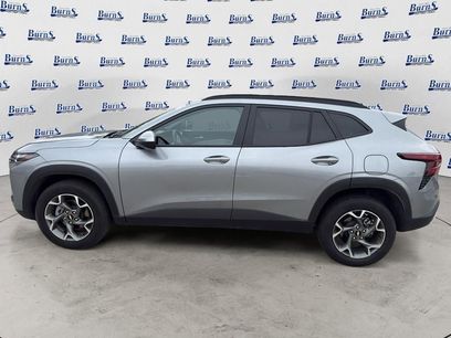 Used 2025 Chevrolet Trax LT w/ LT Convenience Package