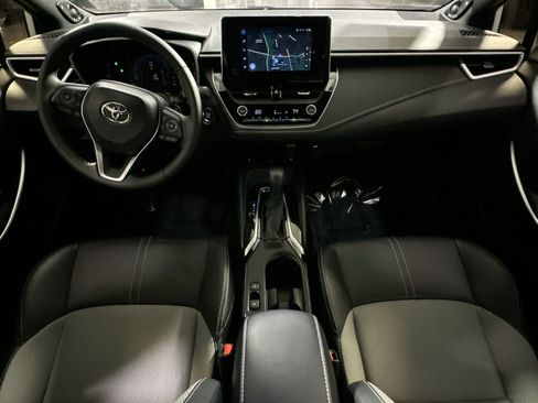 Used 2024 Toyota Corolla XSE image 32