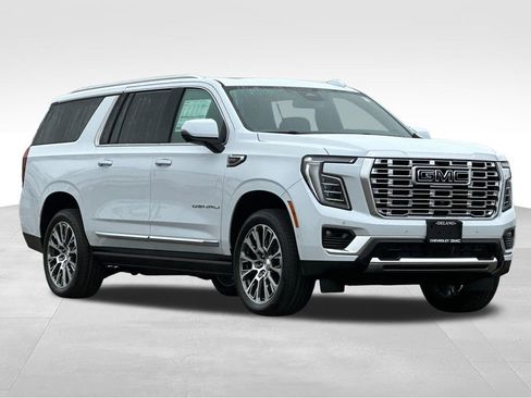 New 2026 GMC Yukon XL Denali w/ Sun & Power Step Package image 7