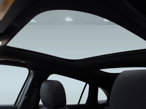 New 2025 Mercedes-Benz GLA 250 image 14