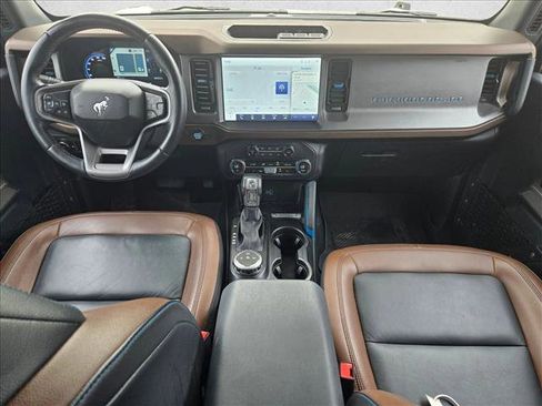 Used 2023 Ford Bronco Outer Banks AWD/4WD image 16