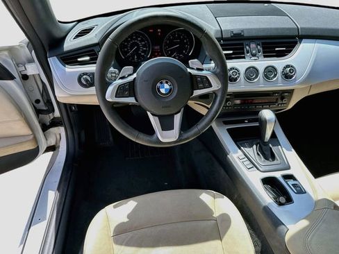 Used 2009 BMW Z4 sDrive30i RWD image 21