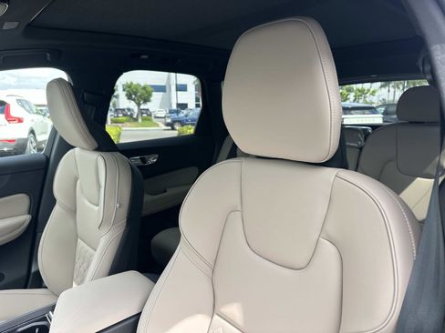 New 2026 Volvo XC60 T8 Plus w/ Climate Package AWD/4WD image 15