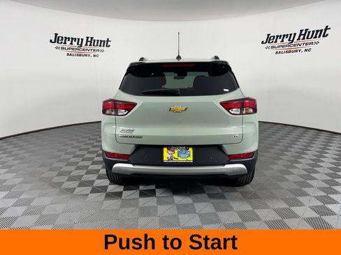 Used 2026 Chevrolet TrailBlazer LT w/ Driver Confidence Package image 8