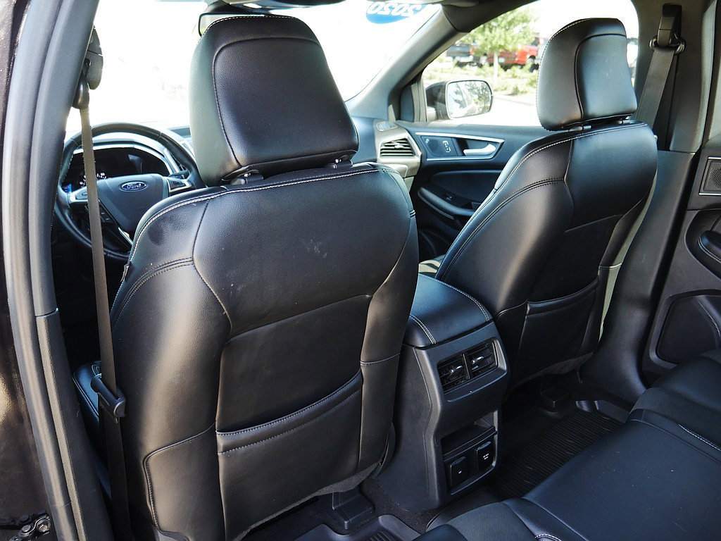 Used 2020 Ford Edge ST w/ Cold Weather Package AWD/4WD image 16