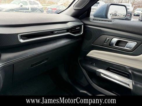 Used 2024 Ford Mustang GT Premium image 13