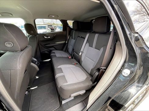 Used 2025 Chevrolet Blazer LT AWD/4WD image 14