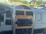 Used 2007 Chrysler Aspen Limited image 6