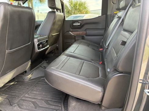 Used 2021 GMC Sierra 1500 Denali w/ Denali Ultimate Package image 14
