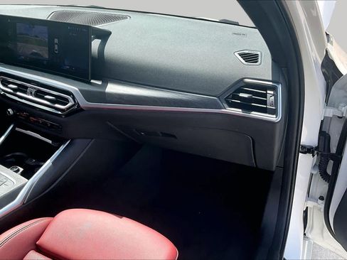 Used 2023 BMW 330i Sedan w/ Driving Assistance Package RWD image 18