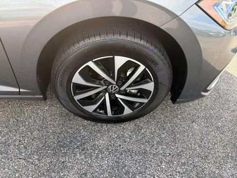 Used 2025 Volkswagen Jetta S FWD image 27