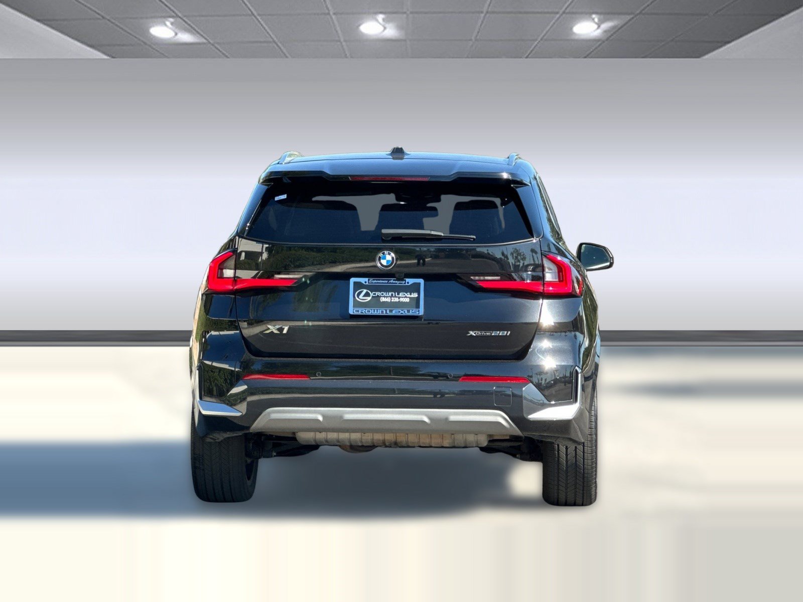 Used 2025 BMW X1 xDrive28i AWD/4WD image 9