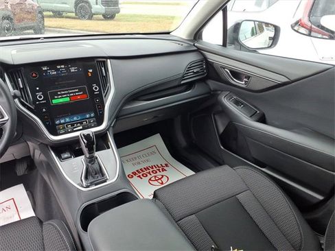 Used 2025 Subaru Outback Premium w/ Popular Package #1A image 11