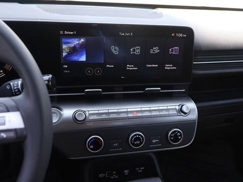 Used 2025 Hyundai Kona SE FWD image 15